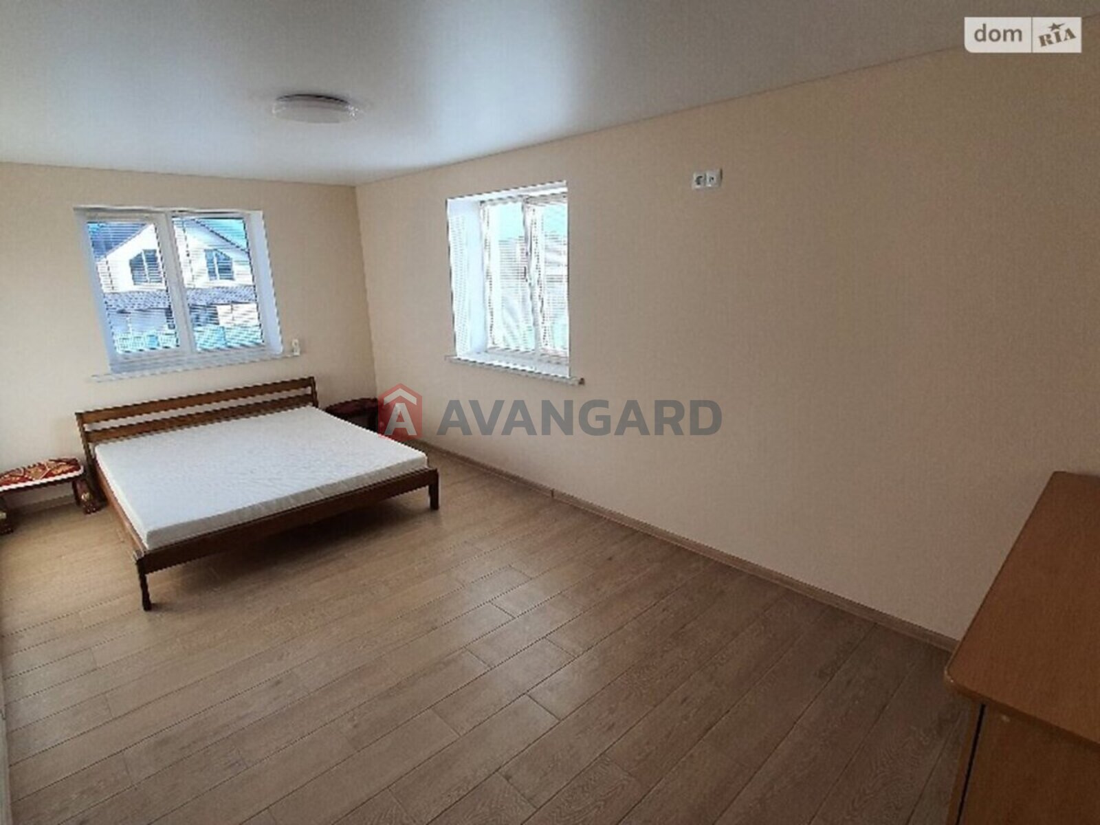 �������, 340 ��.�. ���� 24