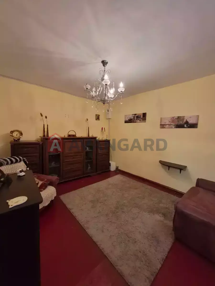 ����, 32 ��.�. ���� 7