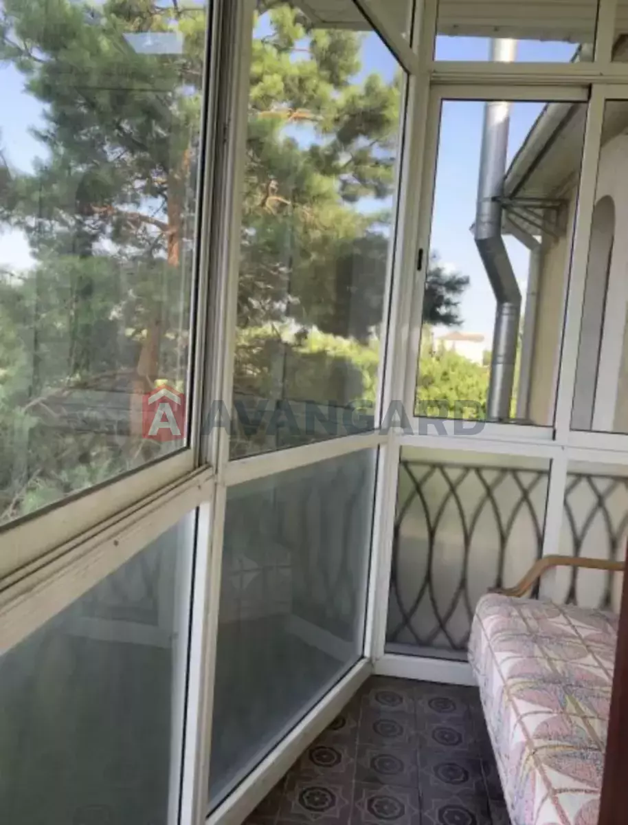 �������, 270 ��.�. ���� 6