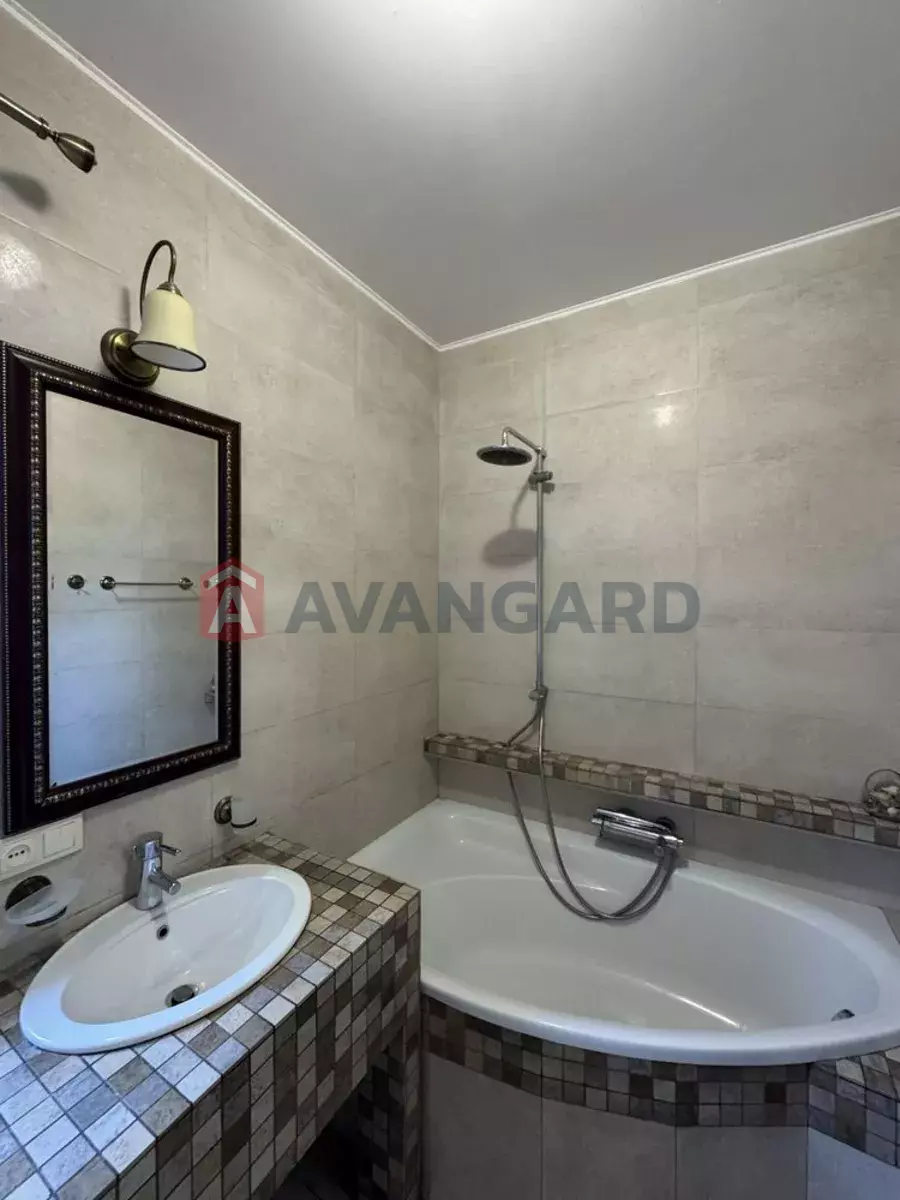 ���, 162 ��.�. ���� 8