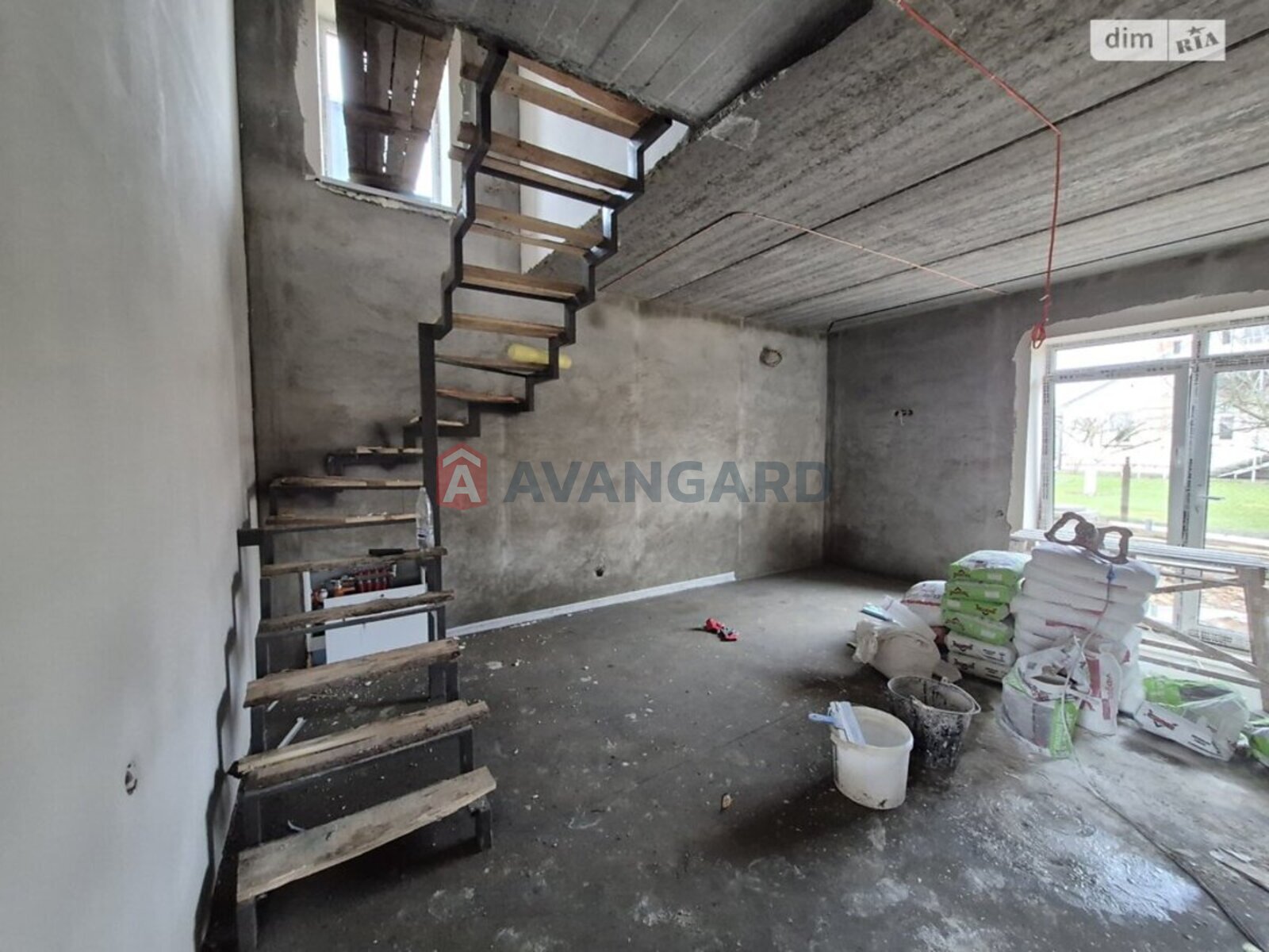 �������, 105 ��.�. ���� 7