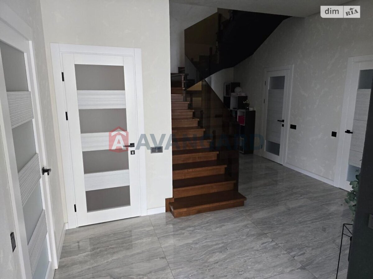 �������, 325 ��.�. ���� 12