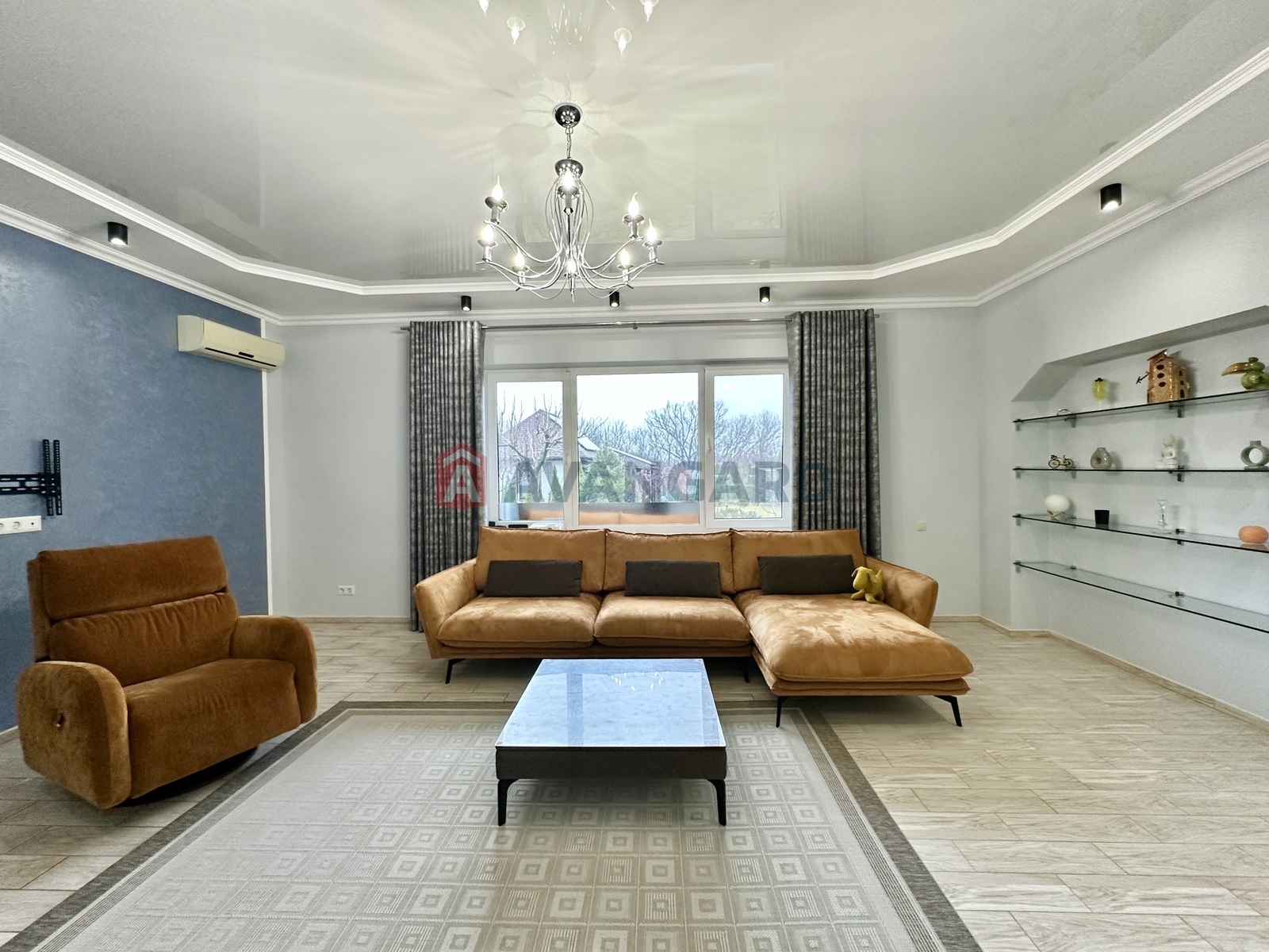 �������, 246 ��.�. ���� 19