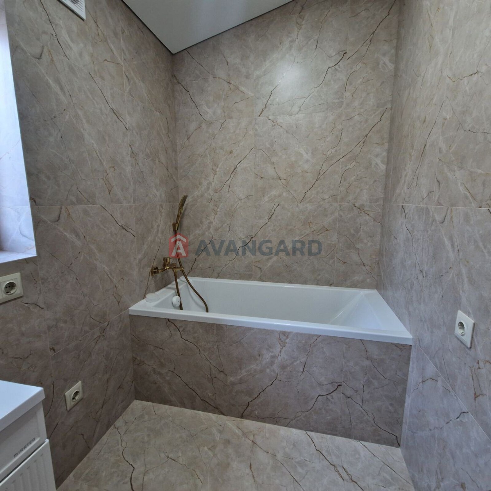 �������, 70 ��.�. ���� 9