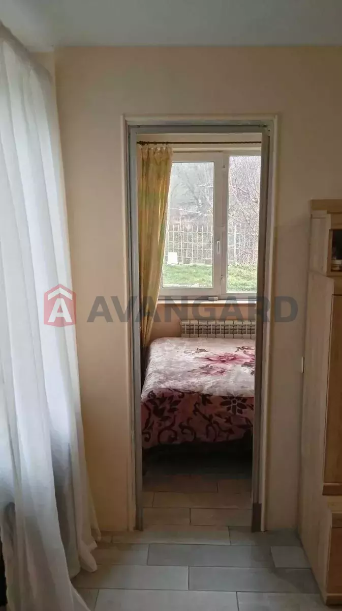 �������, 42 ��.�. ���� 8