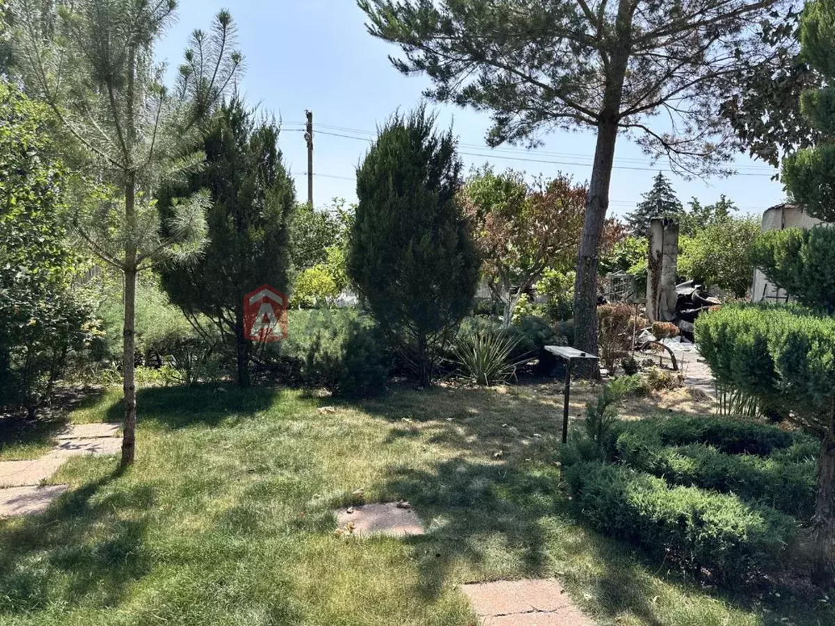 ����, 140 ��.�. ���� 11