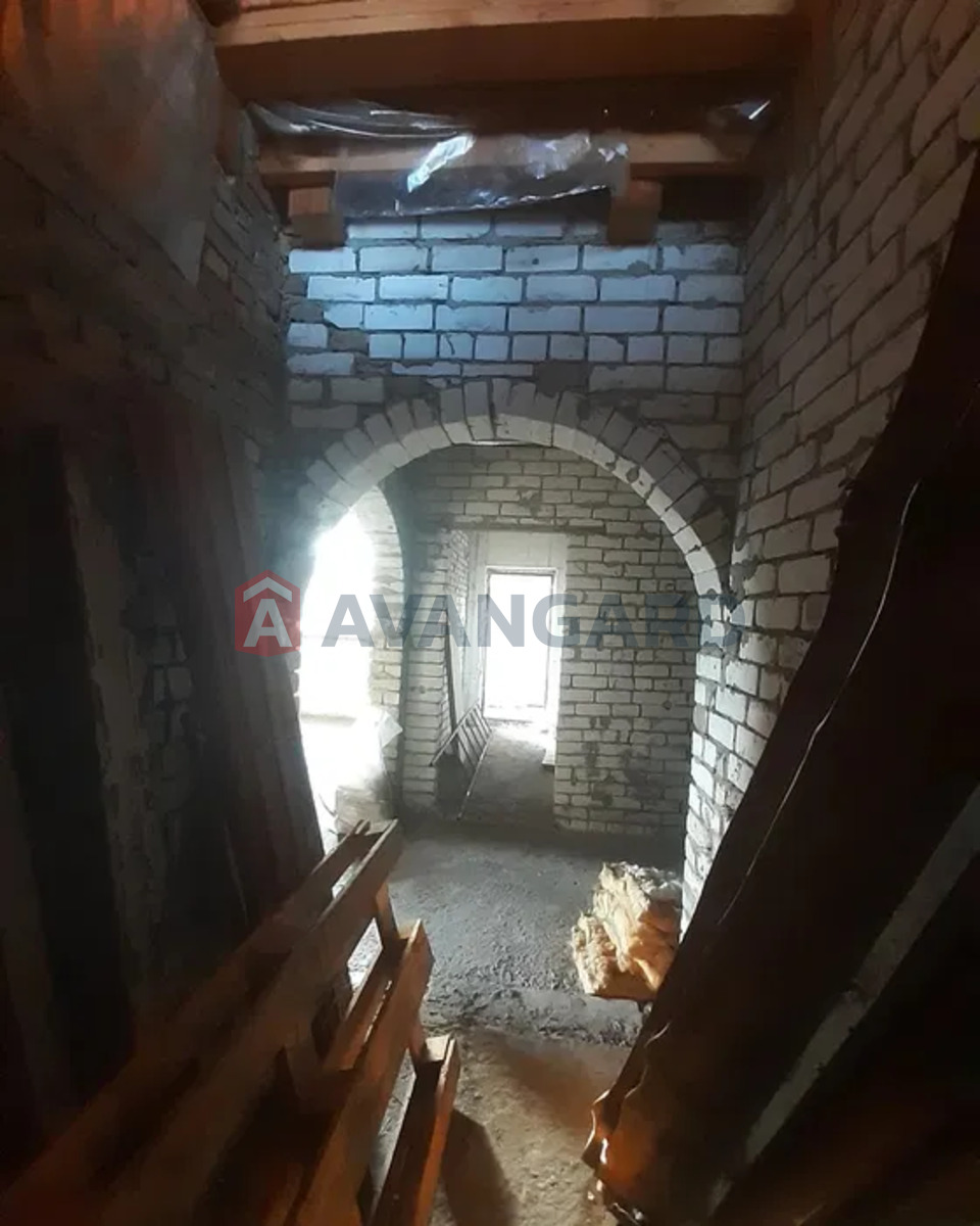 �������, 200 ��.�. ���� 10