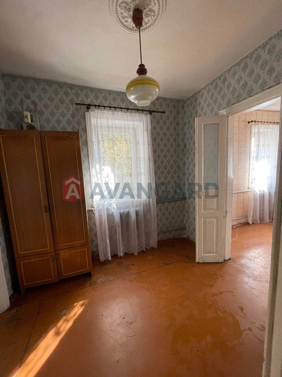 ������� �������, 48 ��.�. ���� 7