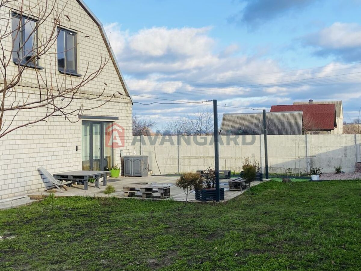 �������, 180 ��.�. ���� 3