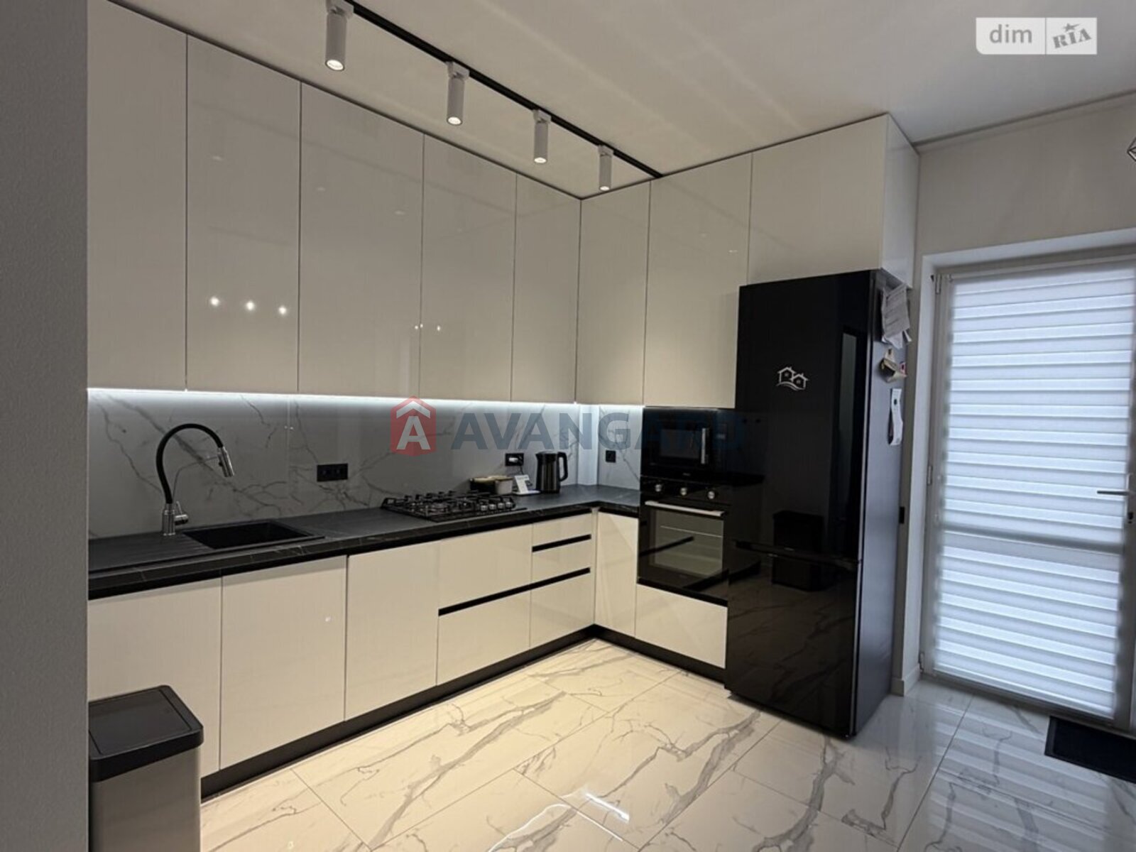 ��������, 90 ��.�. ���� 14