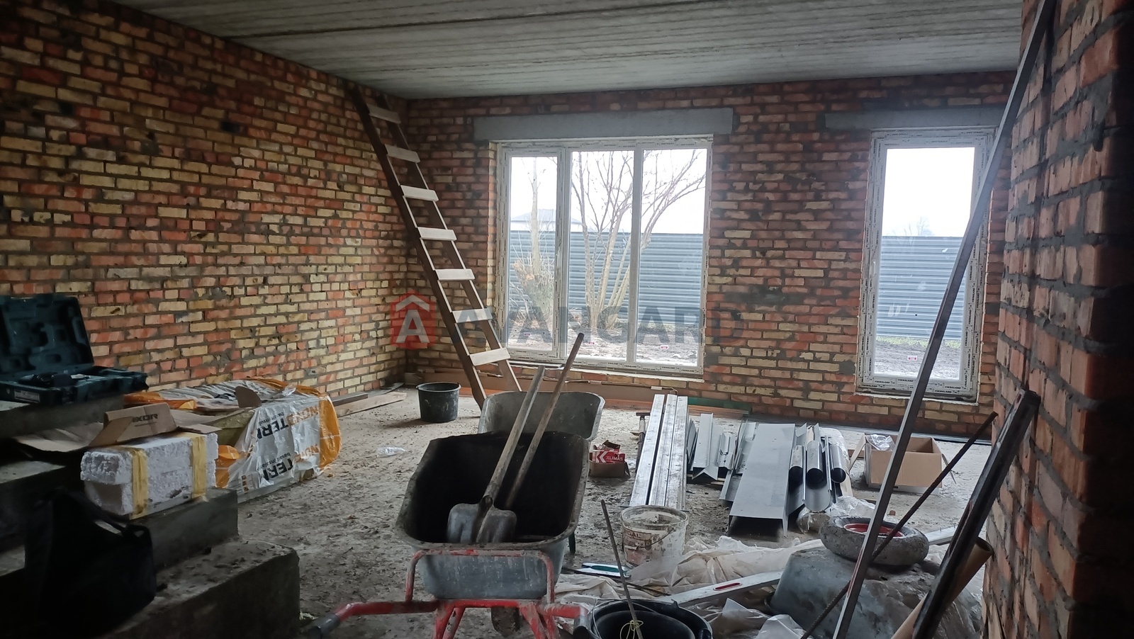 �������, 115 ��.�. ���� 4