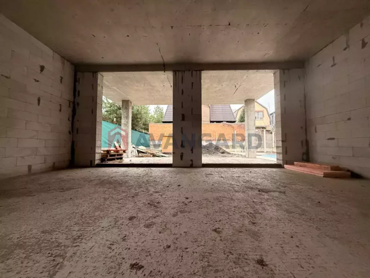 �������, 200 ��.�. ���� 10