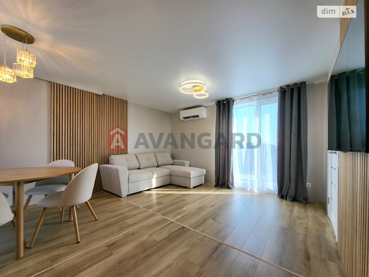 �������, 45 ��.�. ���� 10