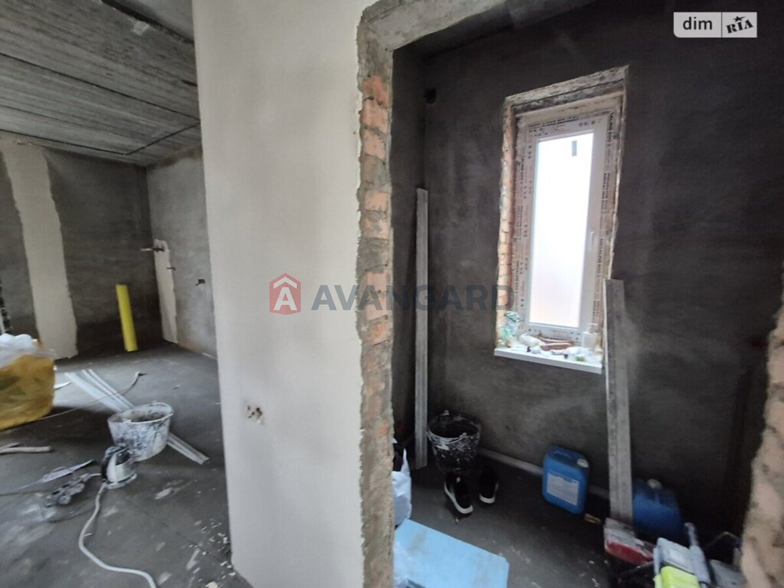 �������, 105 ��.�. ���� 5