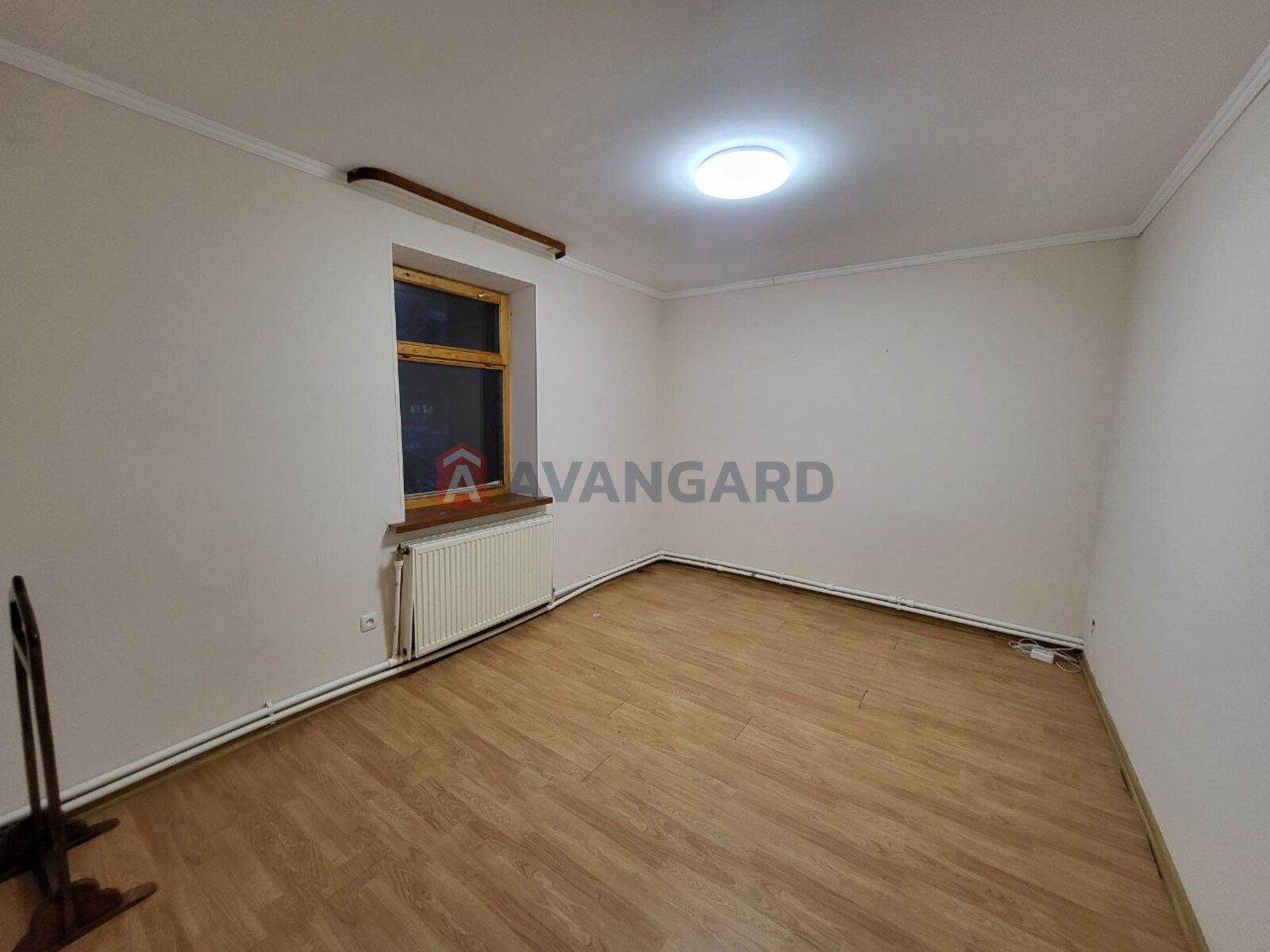 �������, 120 ��.�. ���� 8