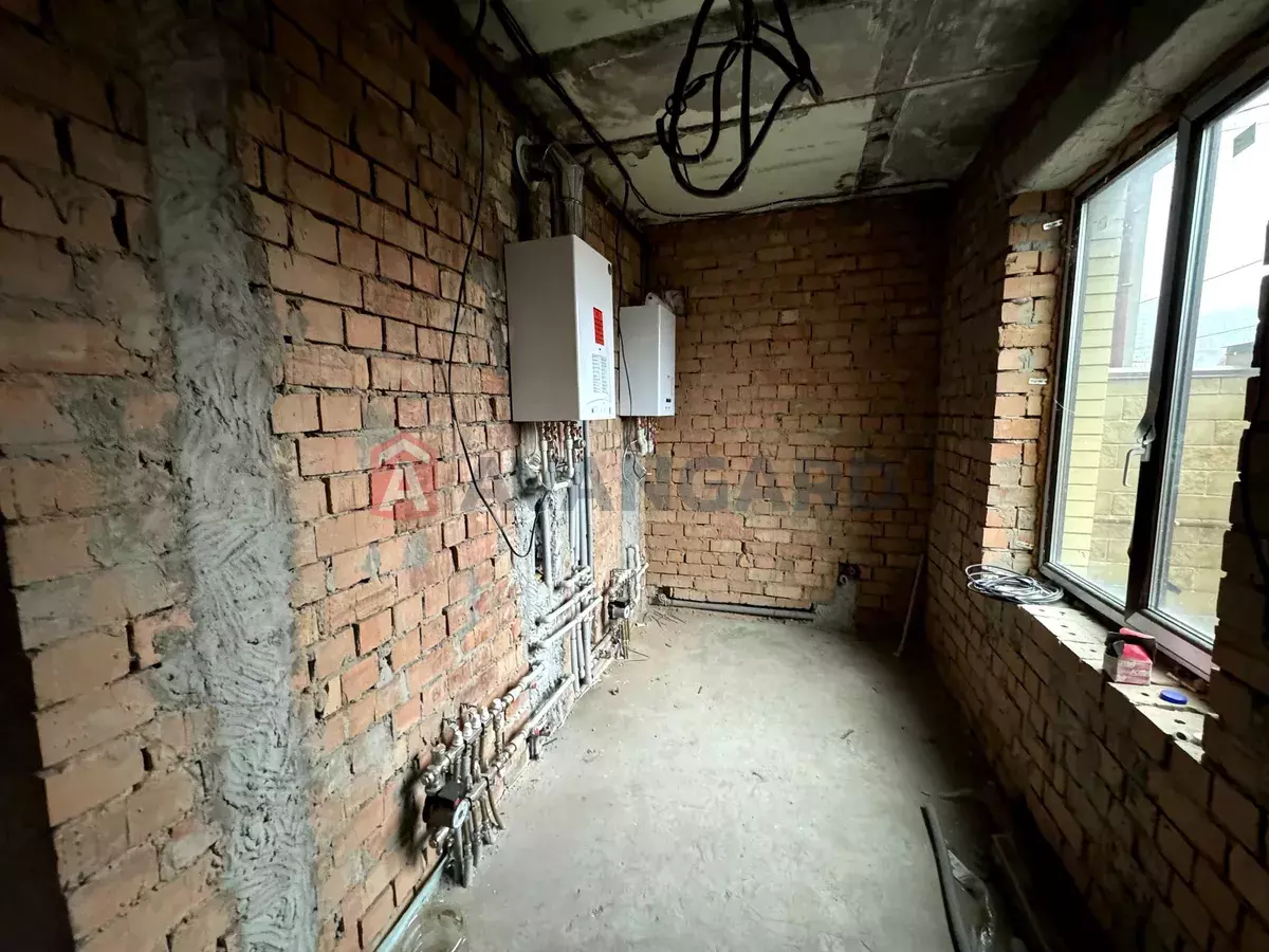 �������, 320 ��.�. ���� 22