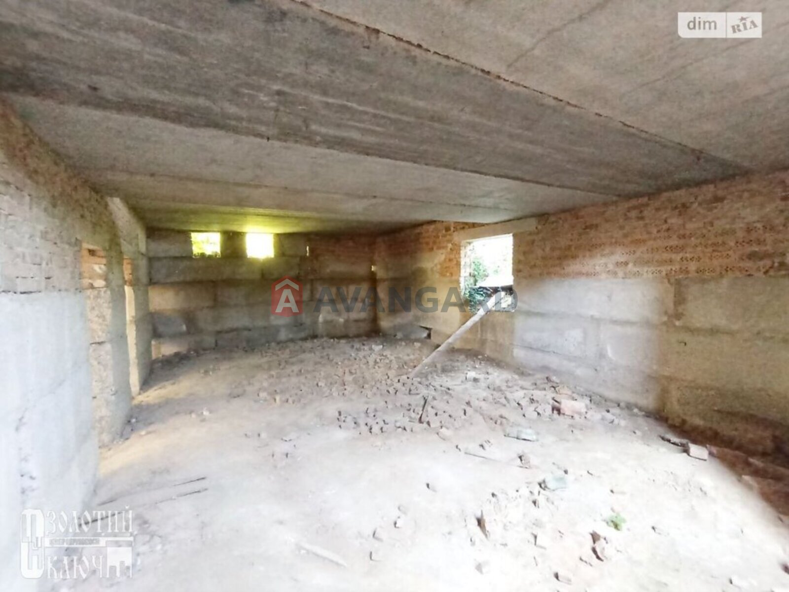 �������, 240 ��.�. ���� 16