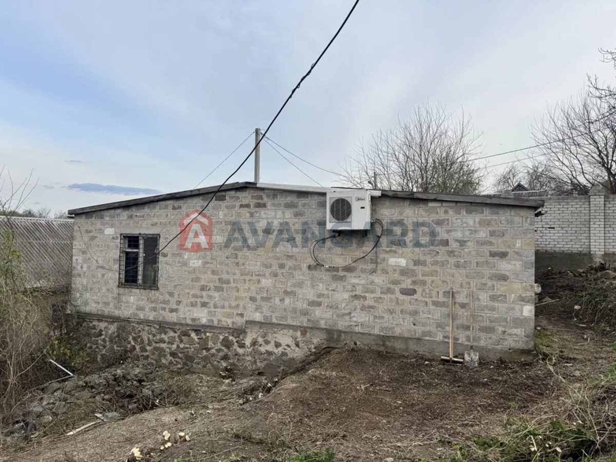 �������, 110 ��.�. ���� 8