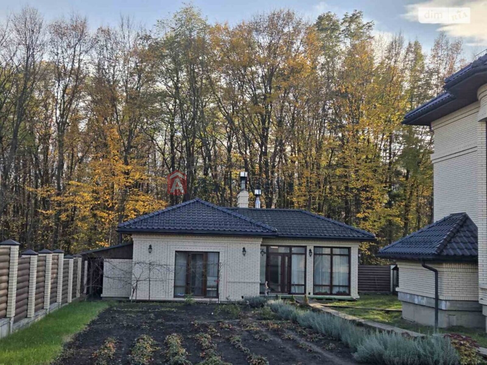 �������, 375 ��.�. ���� 9