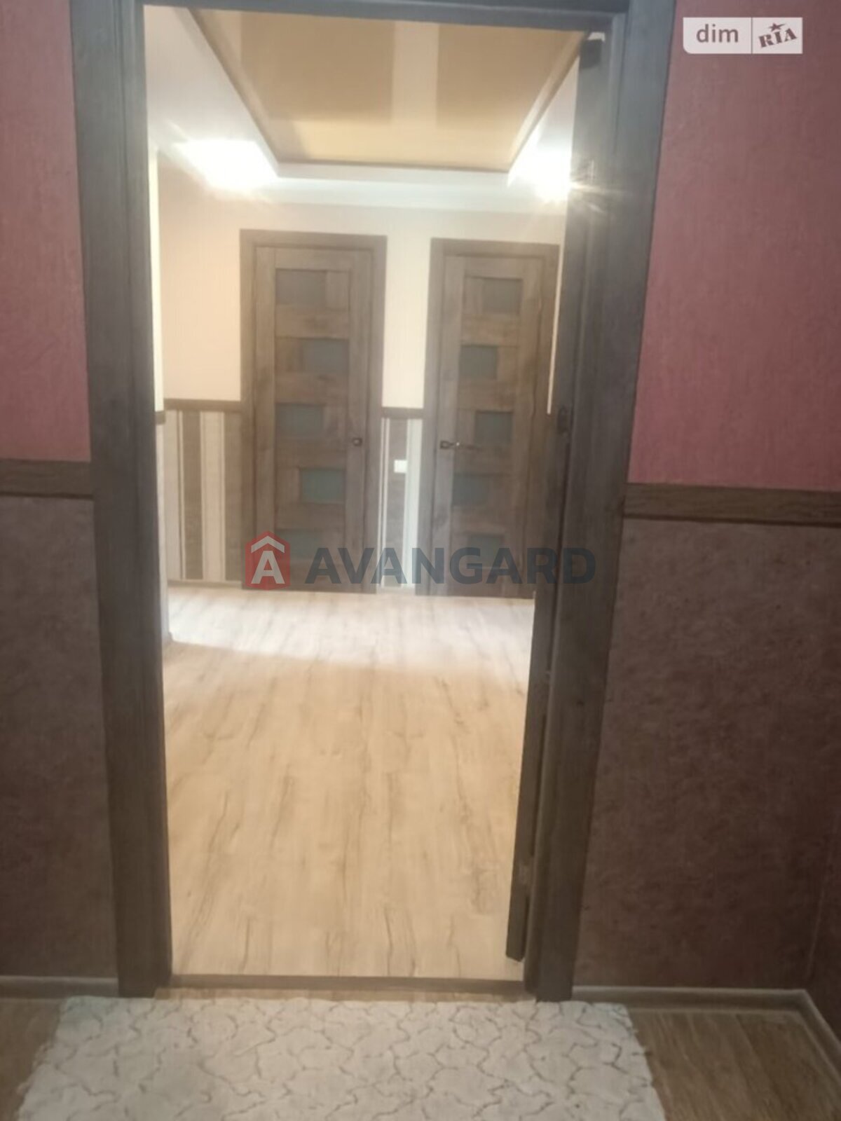 ���, 100 ��.�. ���� 10