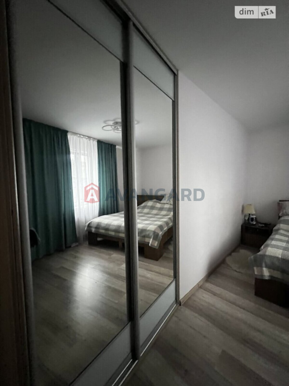 �������, 82 ��.�. ���� 9