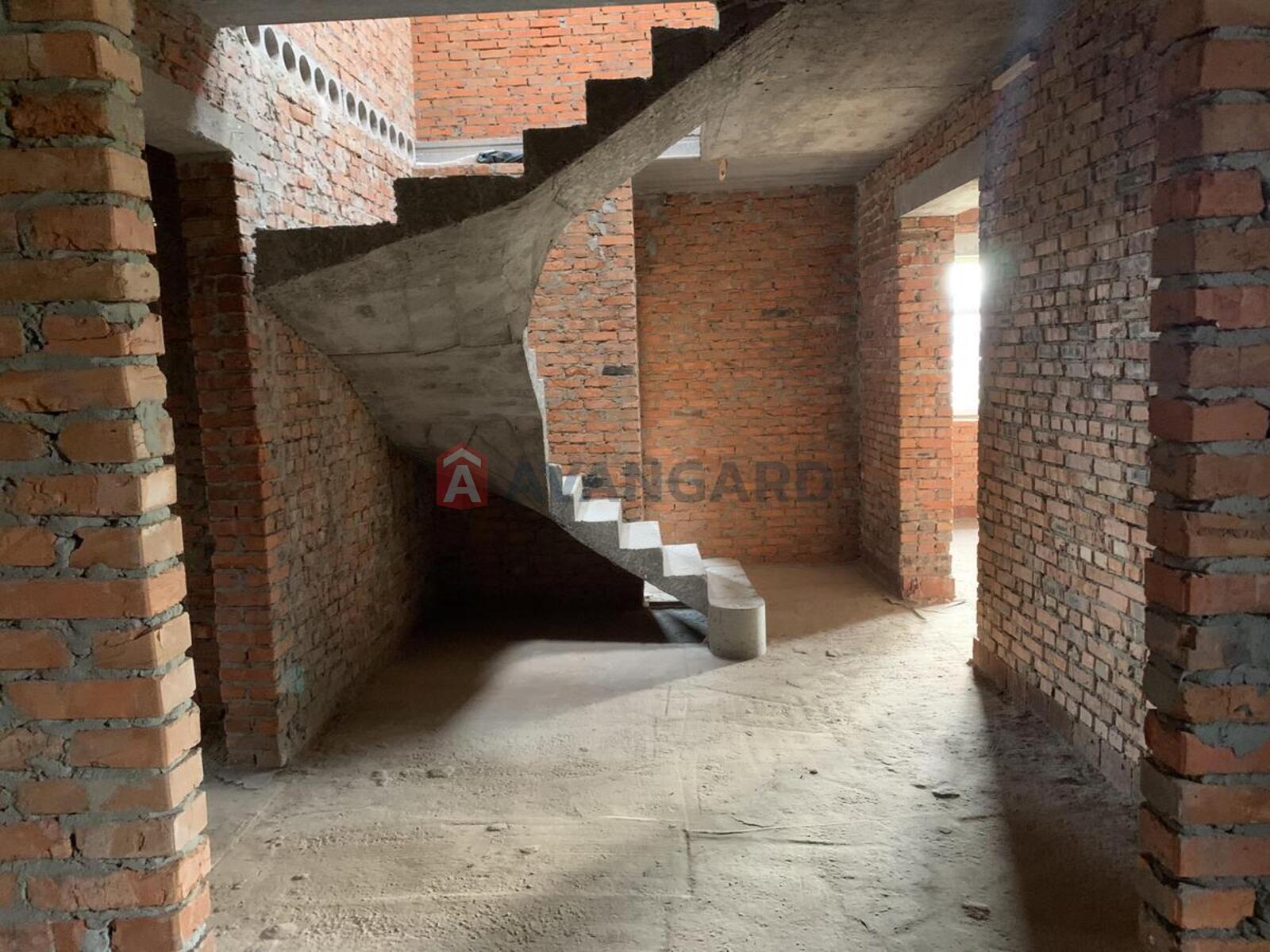 �������, 389 ��.�. ���� 11