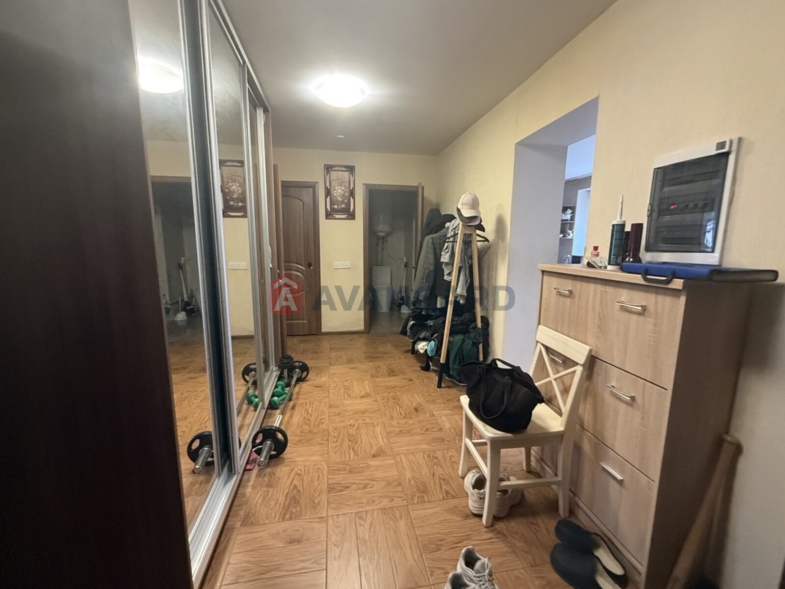 ������� �������, 77 ��.�. ���� 11