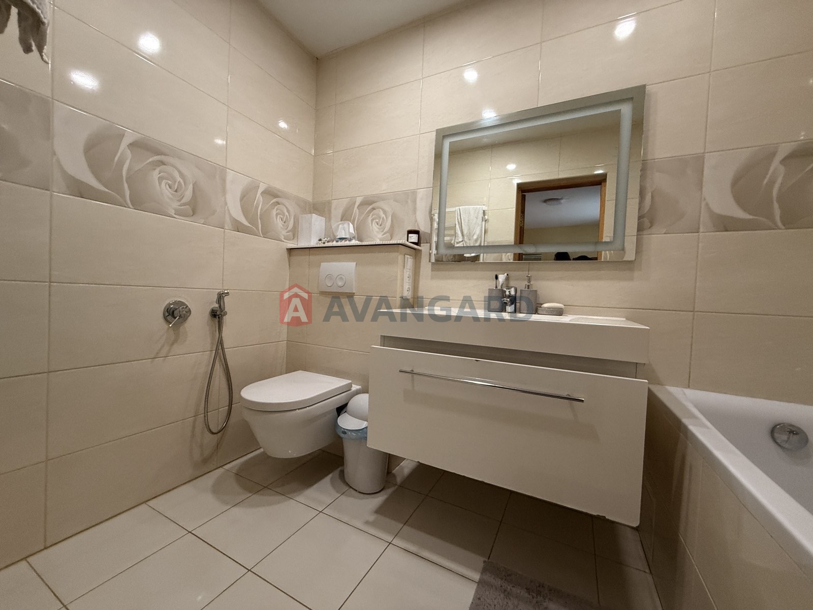 ���, 180 ��.�. ���� 6