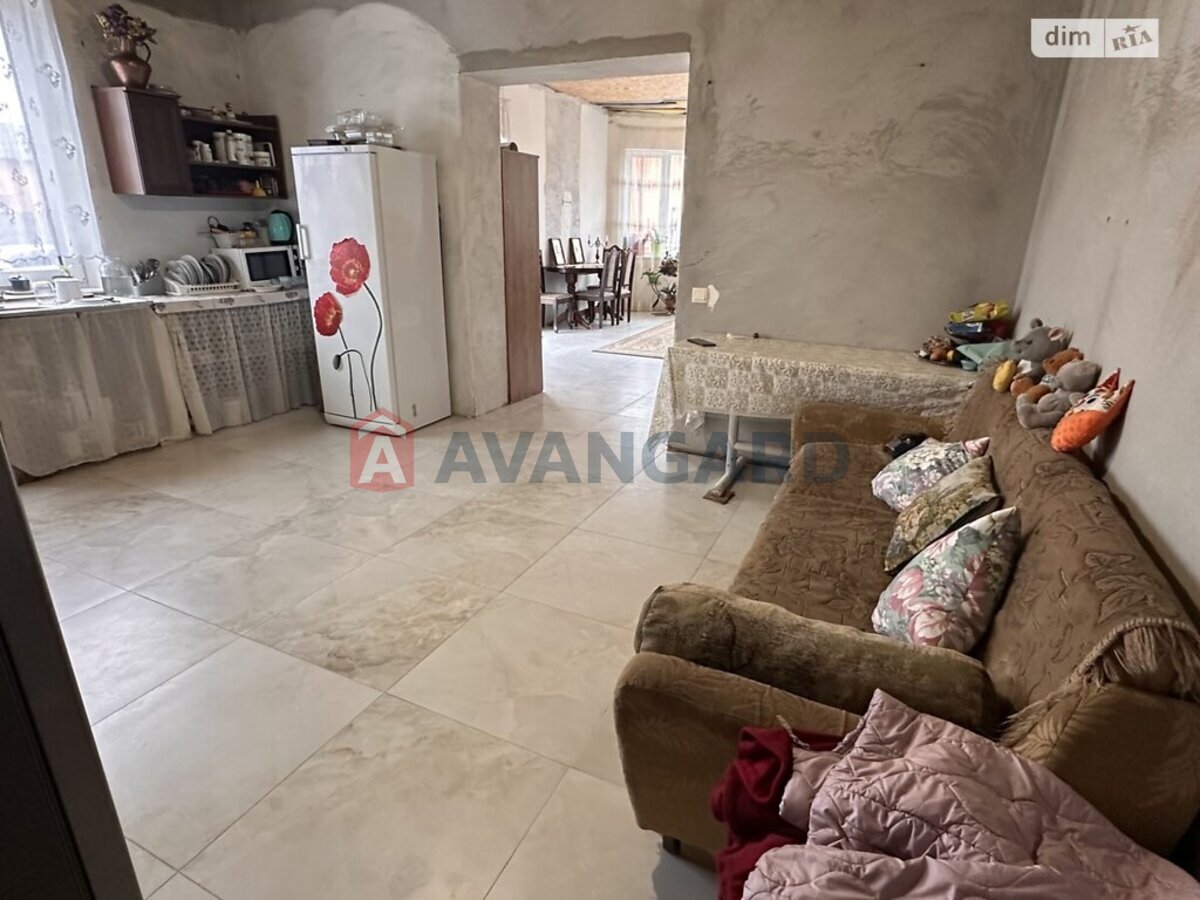 �������, 100 ��.�. ���� 23