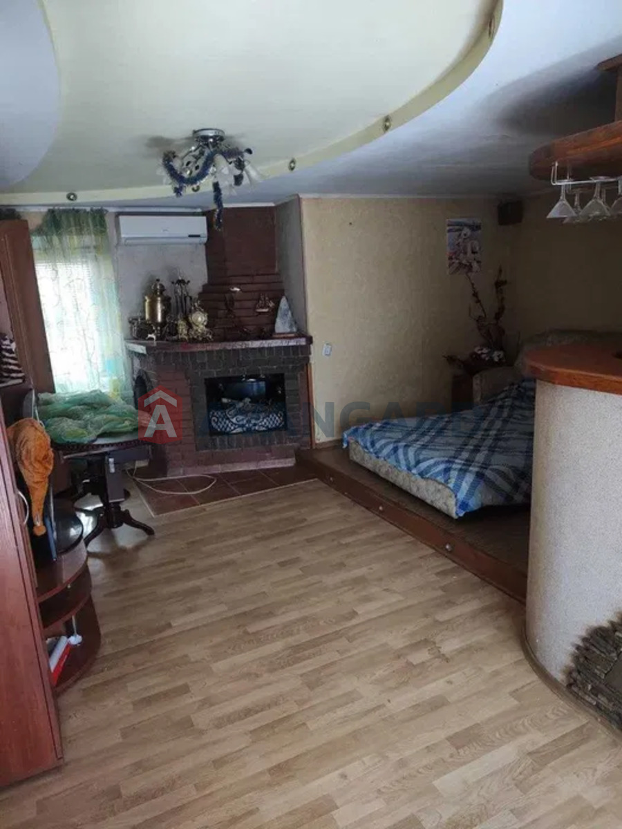 �������, 120 ��.�. ���� 9