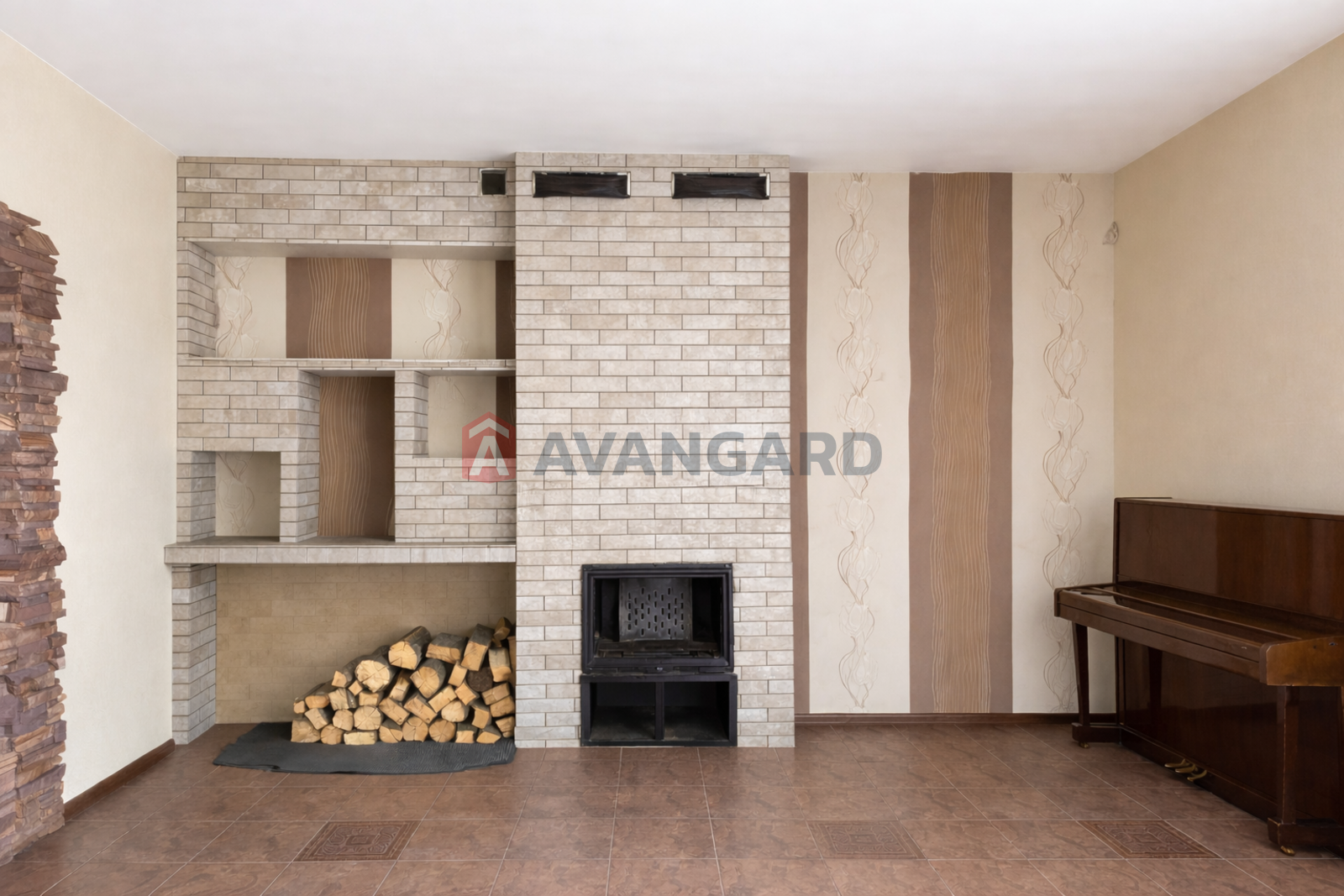 ���, 300 ��.�. ���� 2