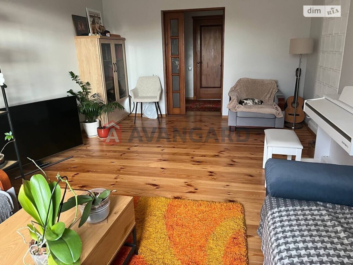 �������, 144 ��.�. ���� 25