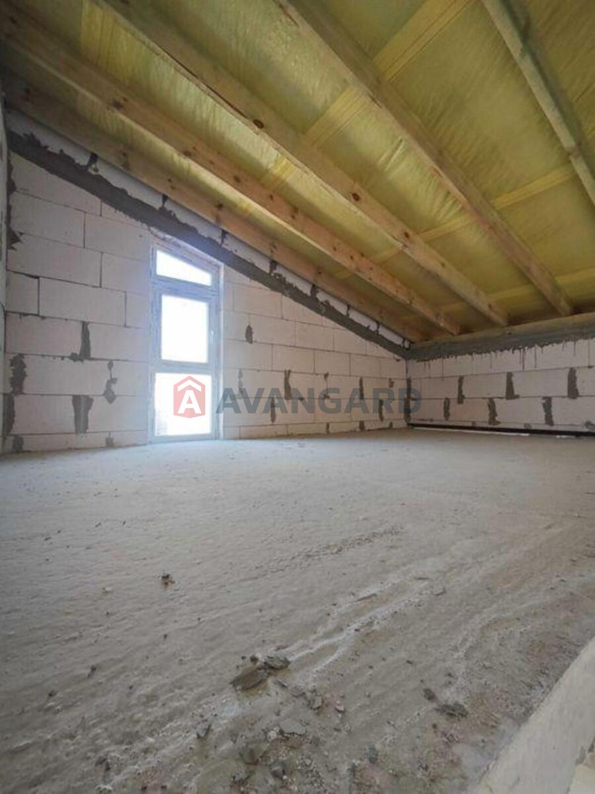 ��������, 33 ��.�. ���� 4