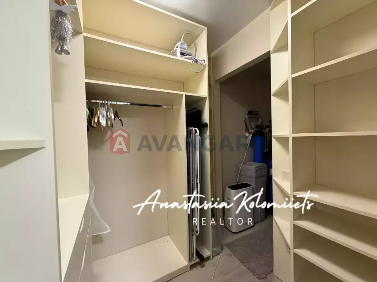 �������, 160 ��.�. ���� 19