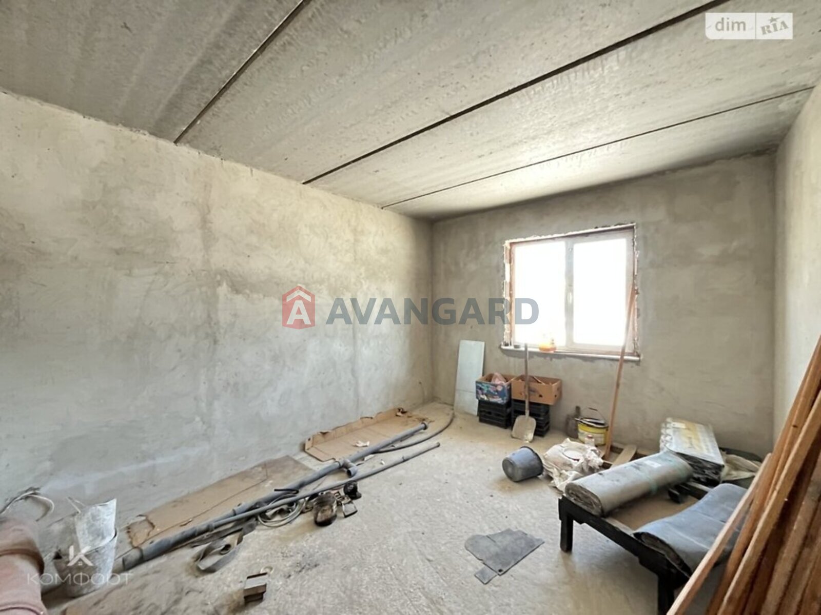 �������, 298 ��.�. ���� 10