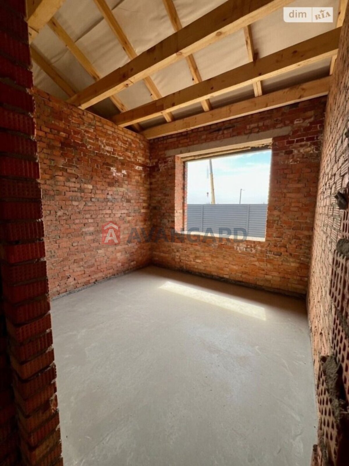 �������, 100 ��.�. ���� 6