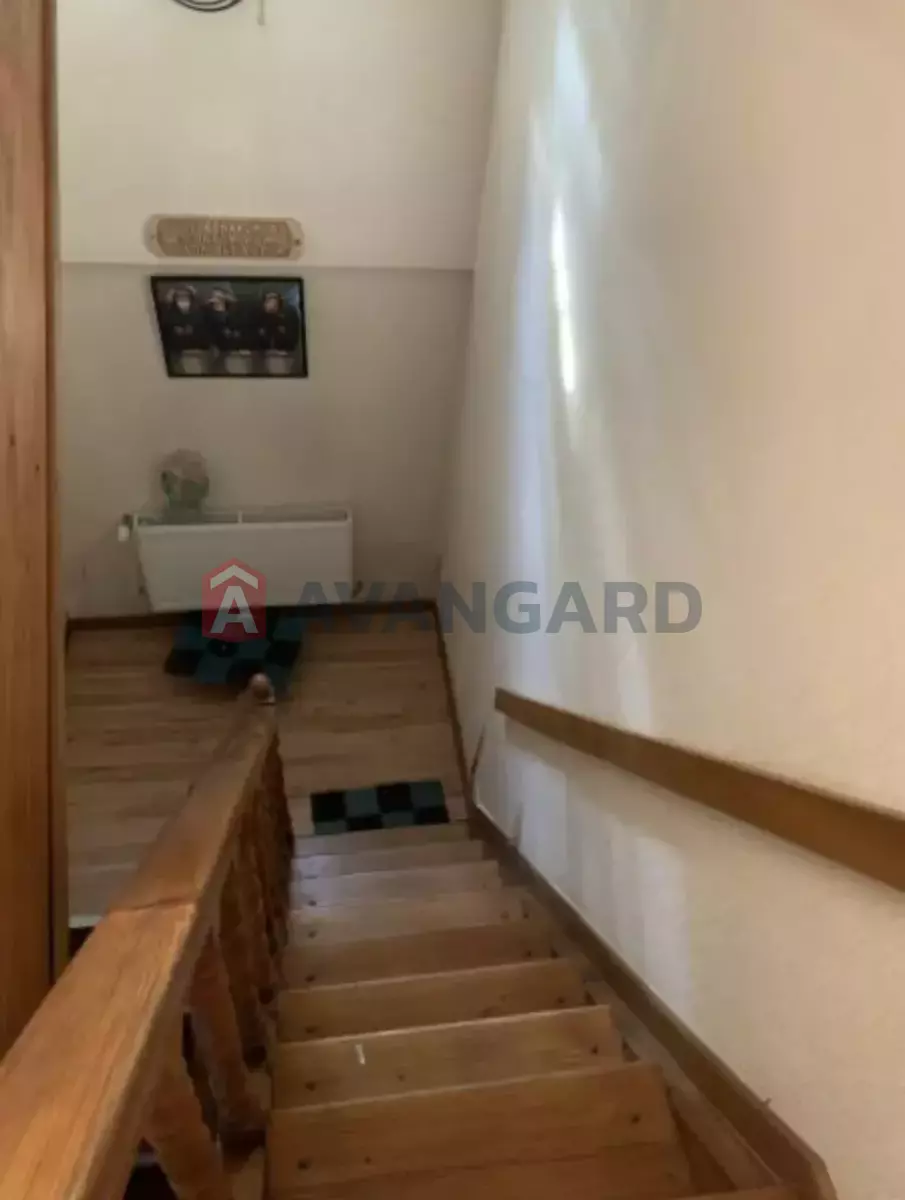 �������, 270 ��.�. ���� 14