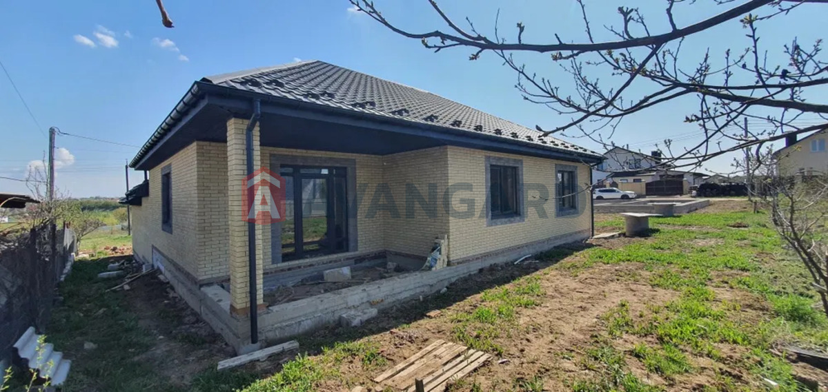 �������, 143 ��.�. ���� 1