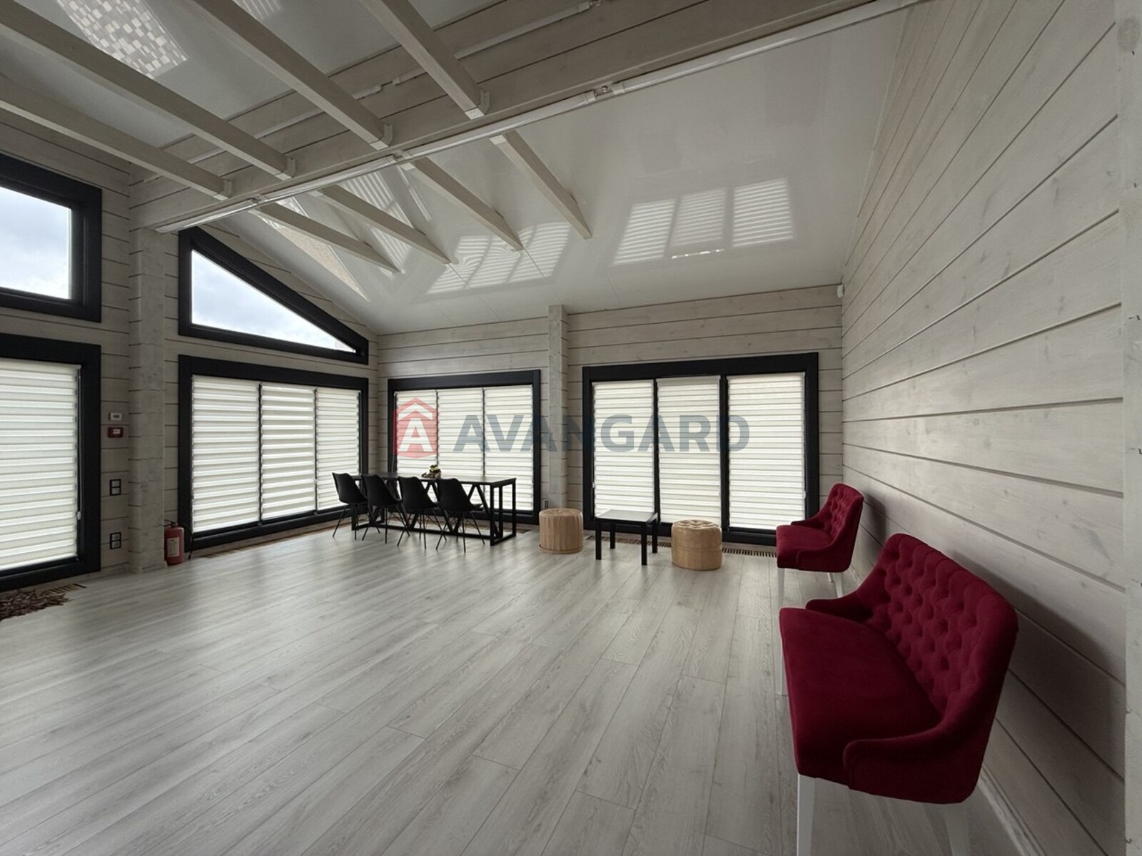 �������, 180 ��.�. ���� 9