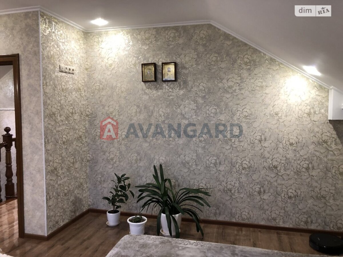 ���, 150 ��.�. ���� 18