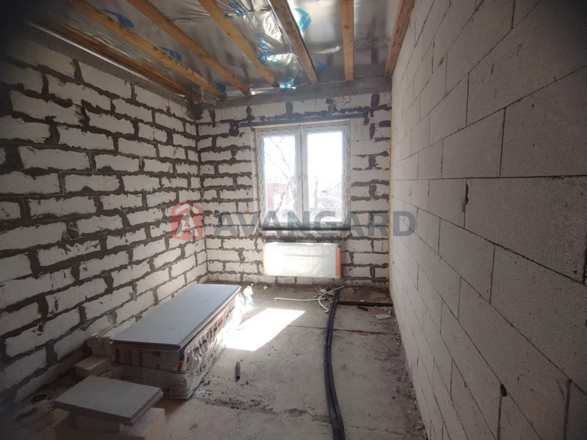 ��������, 125 ��.�. ���� 8