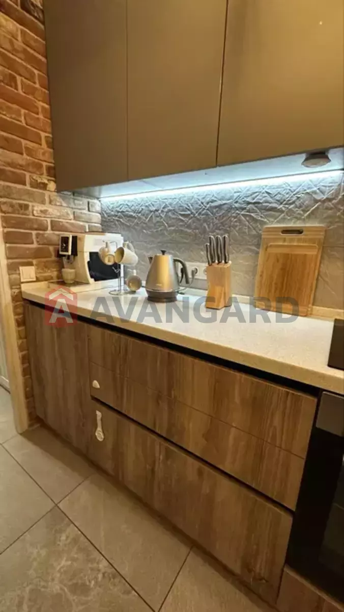 �������, 200 ��.�. ���� 18