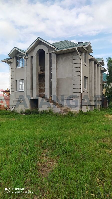 �������, 400 ��.�. ���� 7