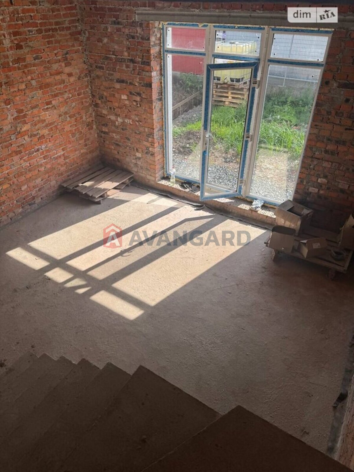 ��������, 95 ��.�. ���� 12