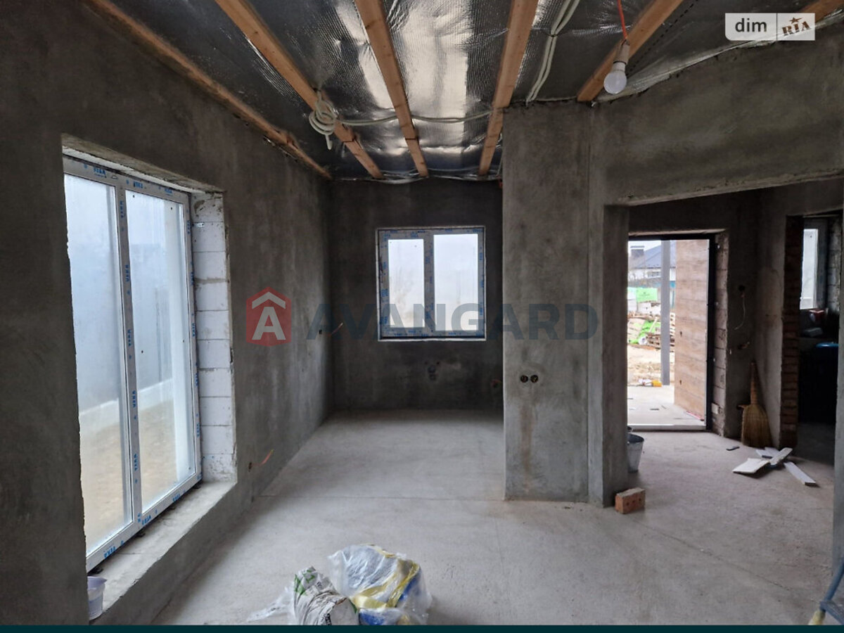 �������, 100 ��.�. ���� 8