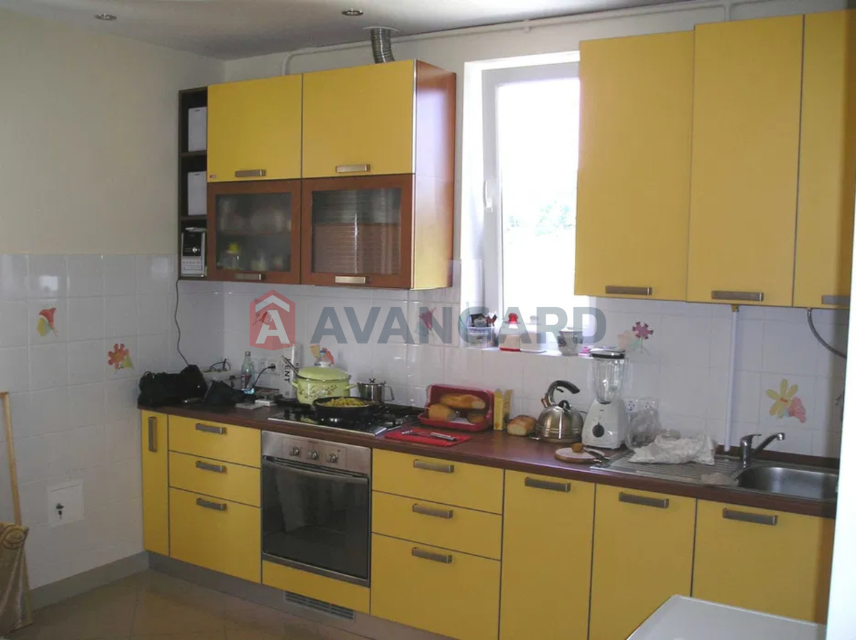 �������, 400 ��.�. ���� 15