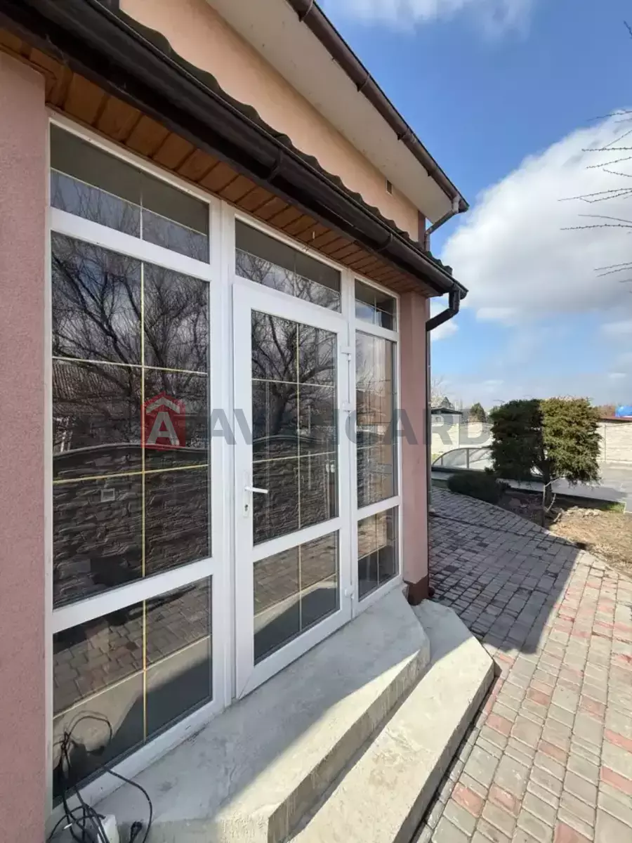 �������, 115 ��.�. ���� 3