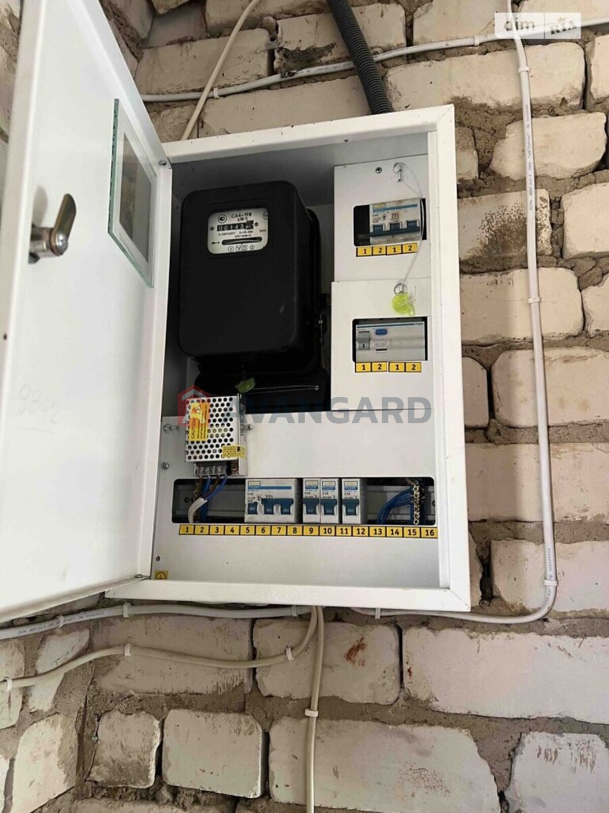 �������, 40 ��.�. ���� 10