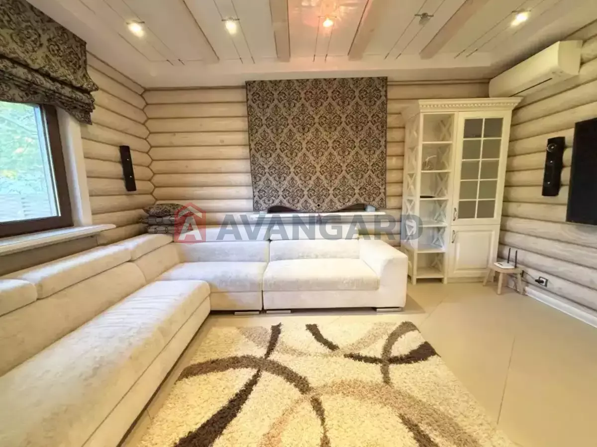 �������, 229 ��.�. ���� 8