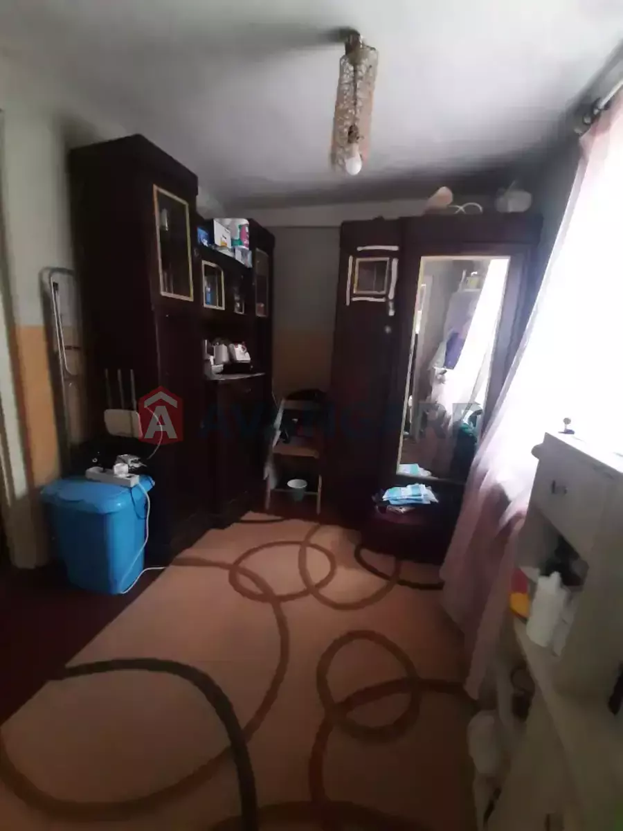 ���, 48 ��.�. ���� 12